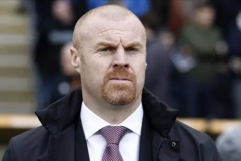 بعد إقالة بوستيكوجلو.. نوتنجهام يضع عينيه على سيلفا وديتش لإنقاذ الموسم